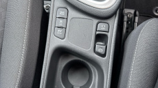 Toyota Yaris 1.5 Hybrid Icon 5dr CVT Hybrid Hatchback